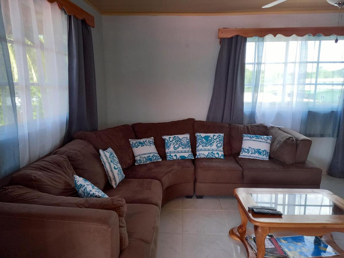 Urania House Villa Bocas Town Exterior foto