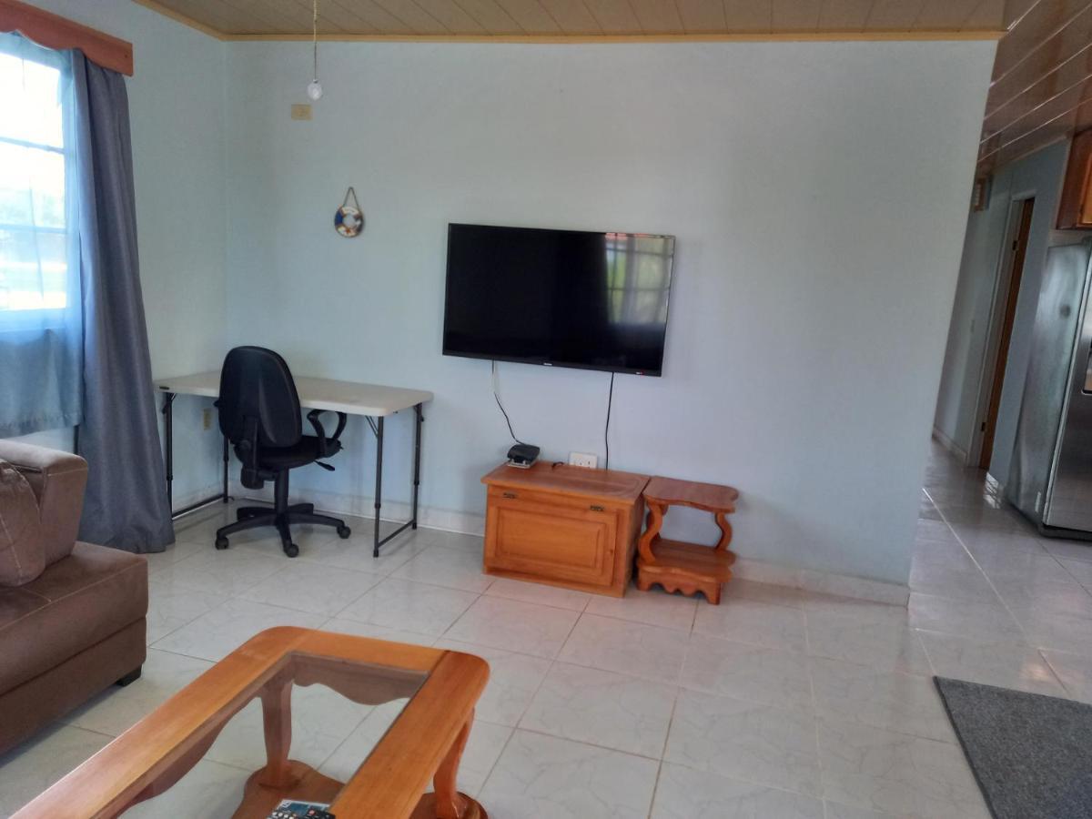Urania House Villa Bocas Town Exterior foto
