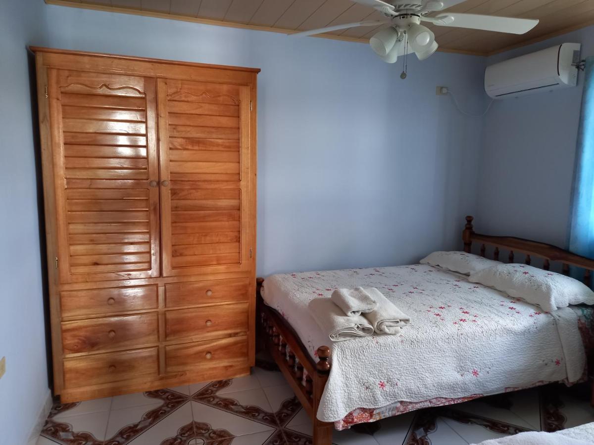 Urania House Villa Bocas Town Exterior foto
